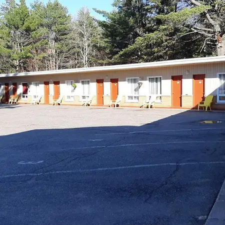 Pine Grove Motel-3